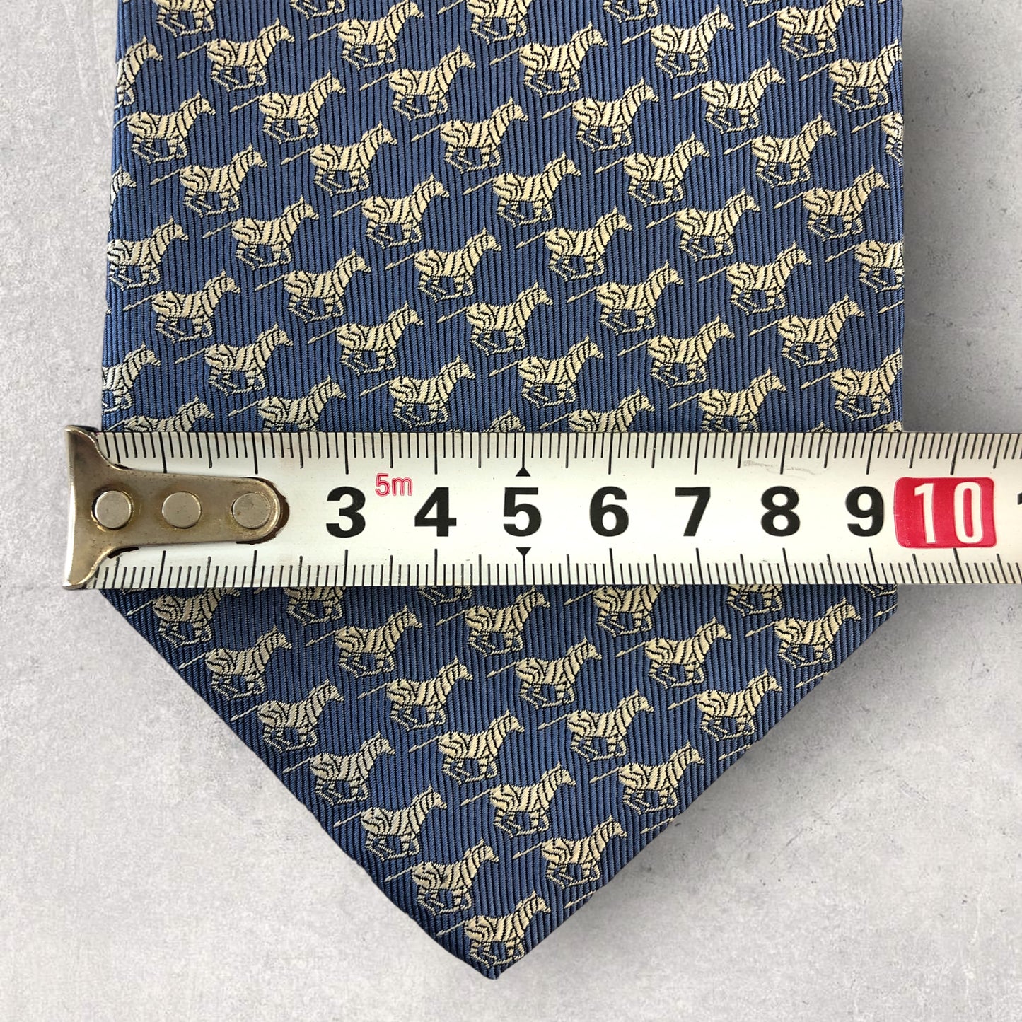 【5047】未使用保管品!HUNTING WORLD ネクタイ 水色系 ゼブラ柄