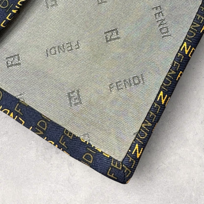 【6927】良品！フェンディ　ネクタイ　ネイビー系　ロゴ柄