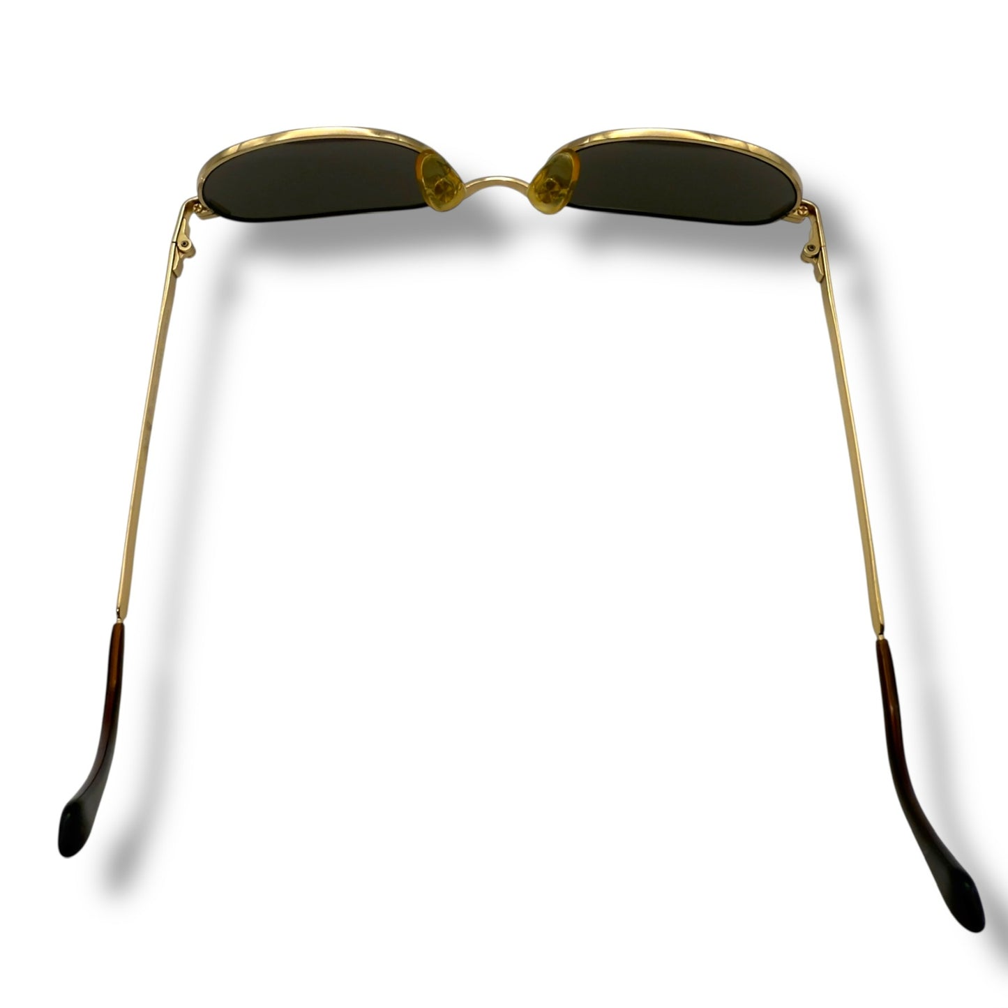 [125] Sunglasses 
