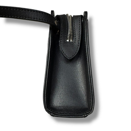 【美品】(1)バーバリー　セカンドバッグ　クラッチバッグ　サフィアーノ　黒