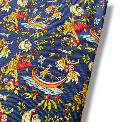 【8597】良品！フェラガモ　ネクタイ　ネイビー系 鳥柄