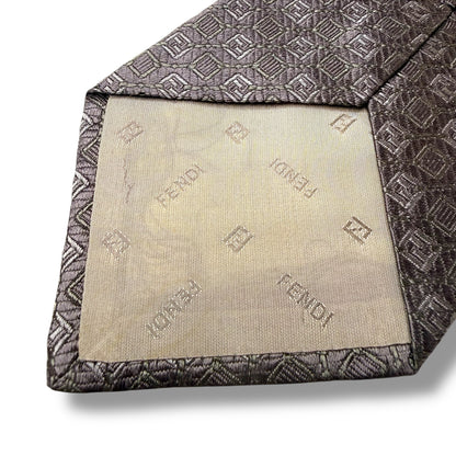 【8039】良品！フェンディ　ネクタイ　ダークシルバー系