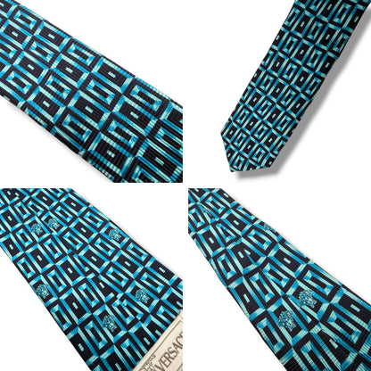 【7581】良品！ヴェルサーチ　ネクタイ　水色系　メデューサ