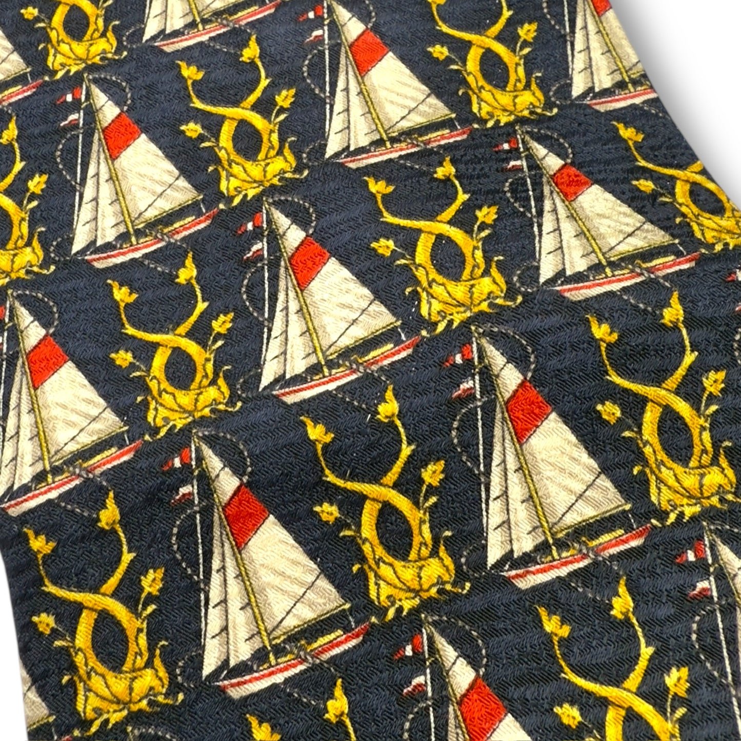 【7332】良品！フェンディ　ネクタイ　ダークネイビー系　ヨット柄