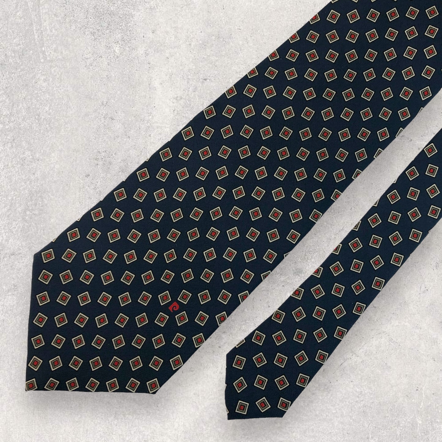 [6176] Beautiful item! Pierre Cardin necktie in green 