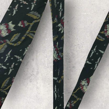 [6289] Good quality! Giorgio Armani necktie in green 