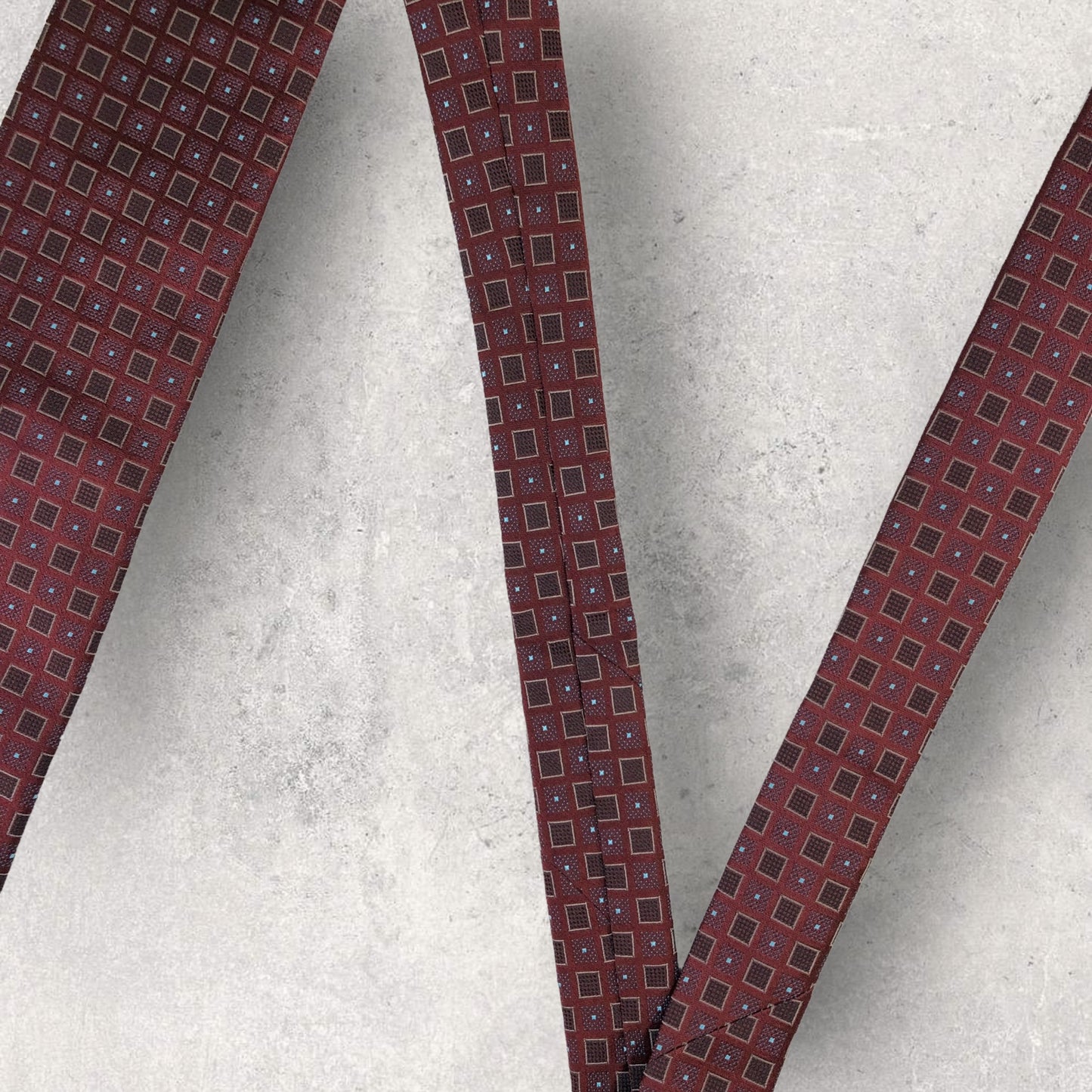 [6301] Beautiful item! Hugo Boss necktie in red 