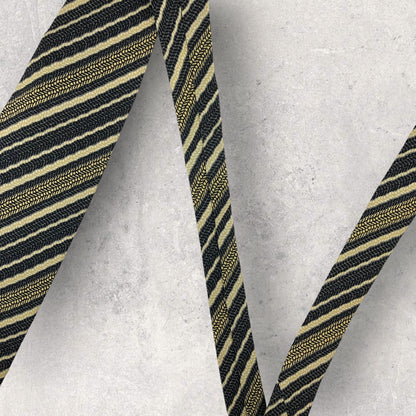 [6398] Beautiful item! Giorgio Armani necktie in black 