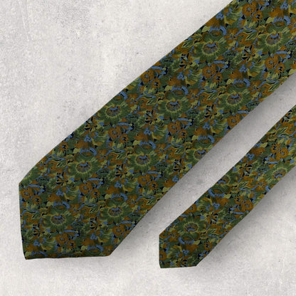[6433] Beautiful item! Nina Ricci necktie in green with floral pattern 