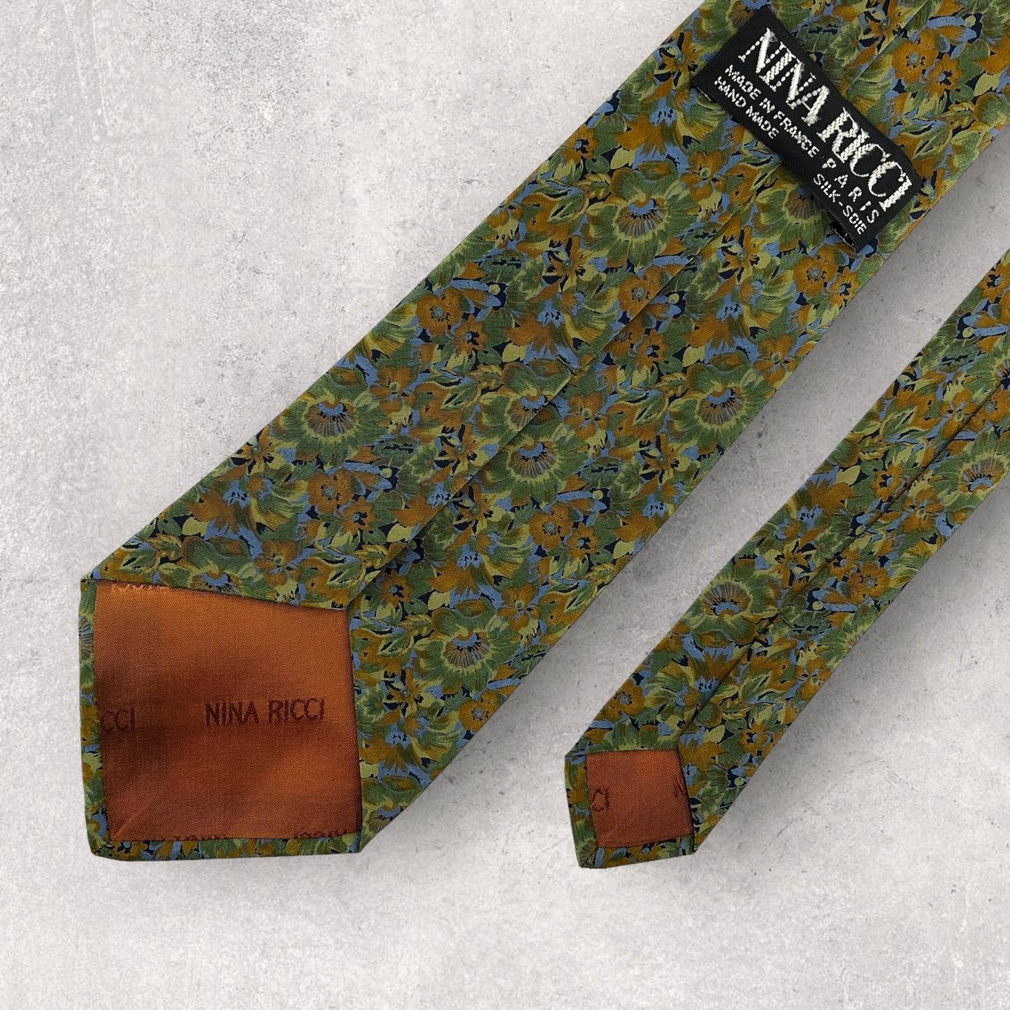 [6433] Beautiful item! Nina Ricci necktie in green with floral pattern 