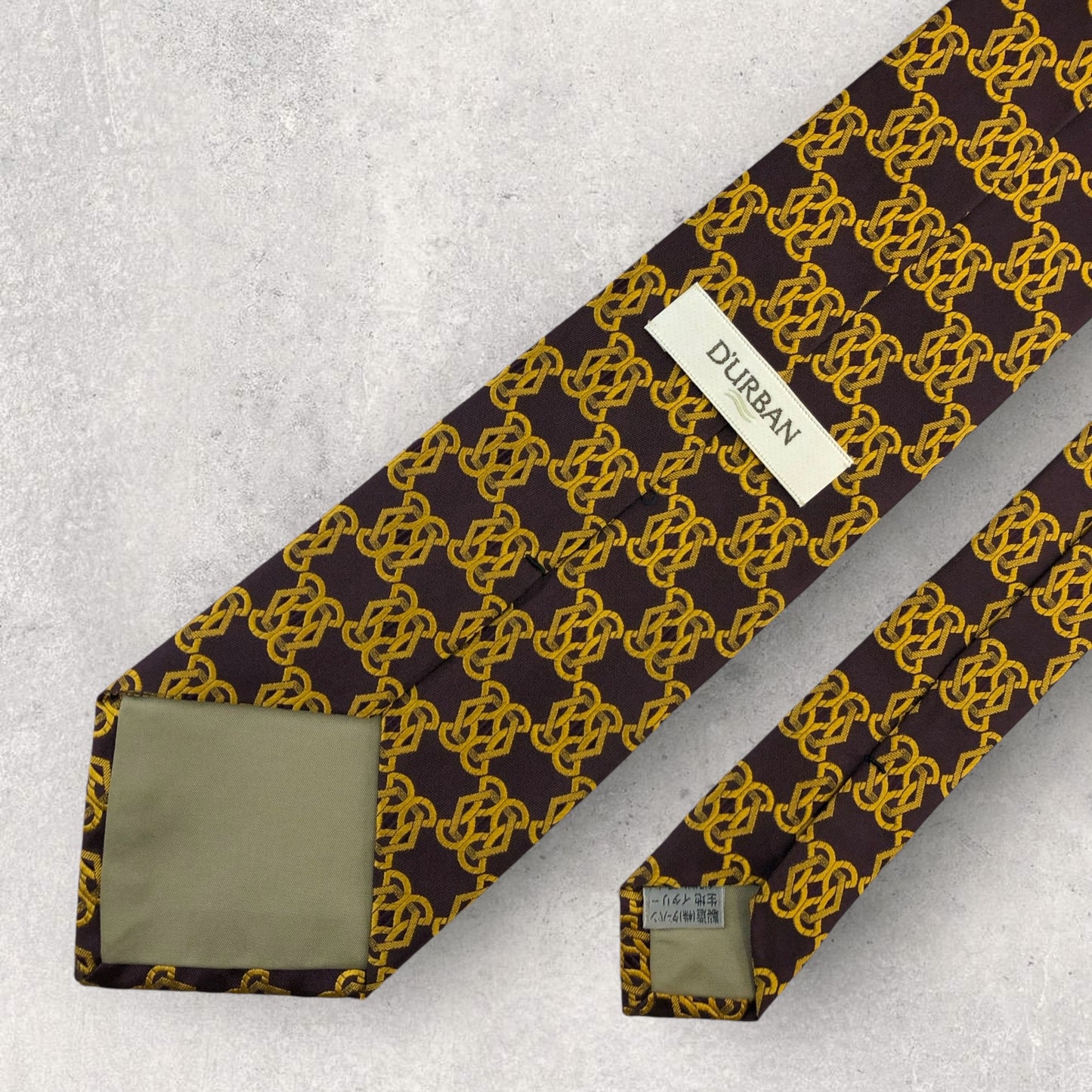 【6669】美品！ダーバン　ネクタイ　ワインレッド系