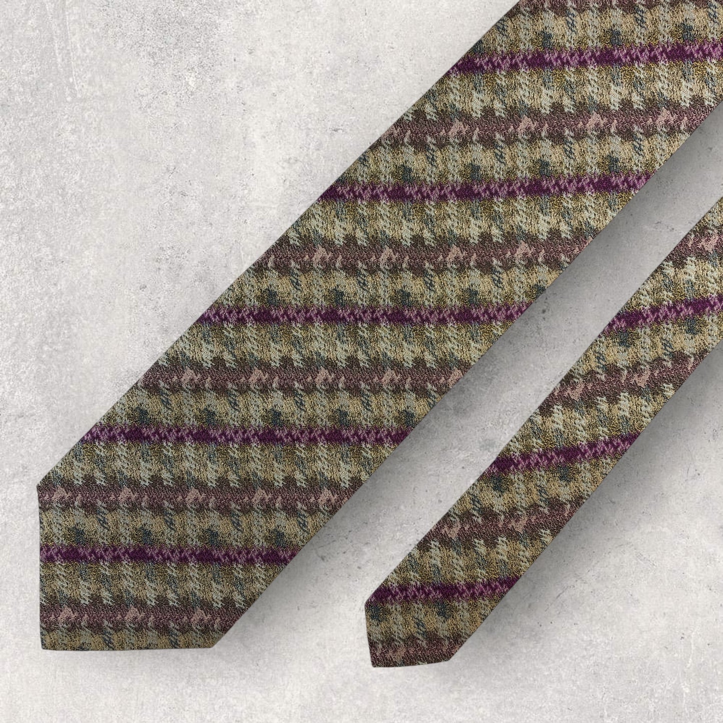 [6692] Beautiful item! Missoni tie in gold and purple 