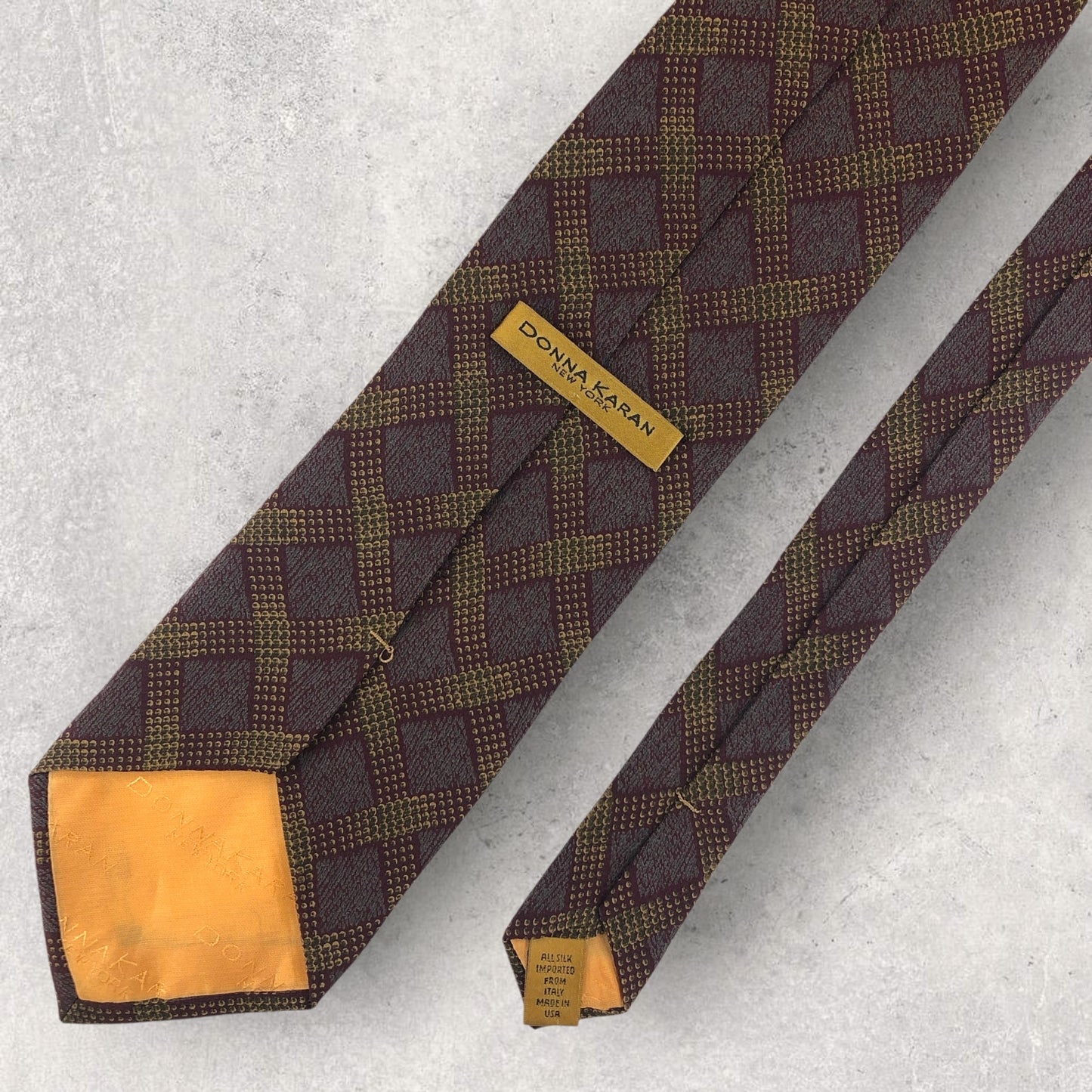 【6812】美品！ダナキャラン　ネクタイ　レッド系　ボルドー系