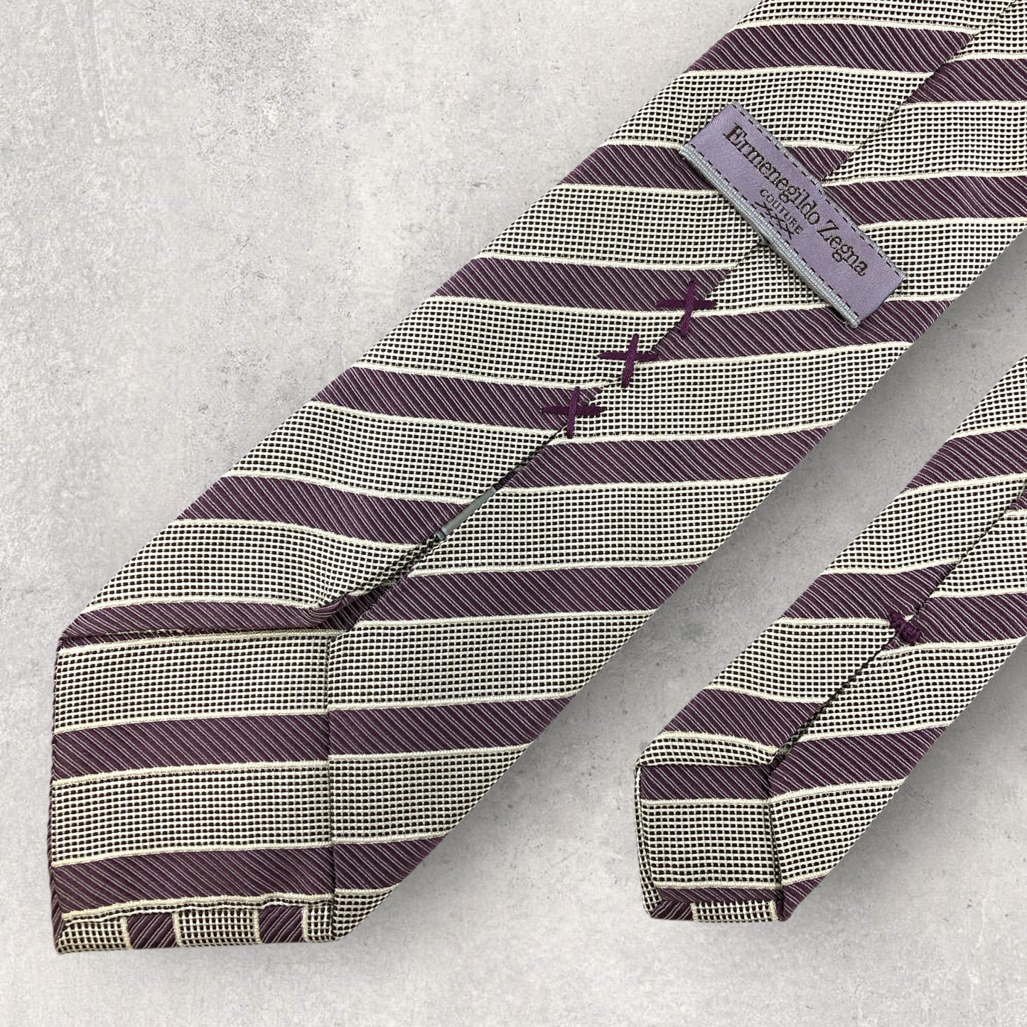 【6857】美品！エルメネジルドゼニア　ネクタイ　パープル系