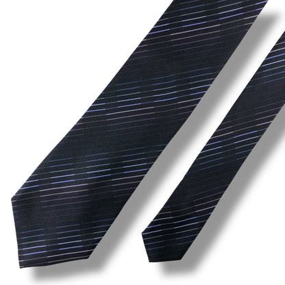 【6992】美品！カルバンクライン　ネクタイ　ネイビー系