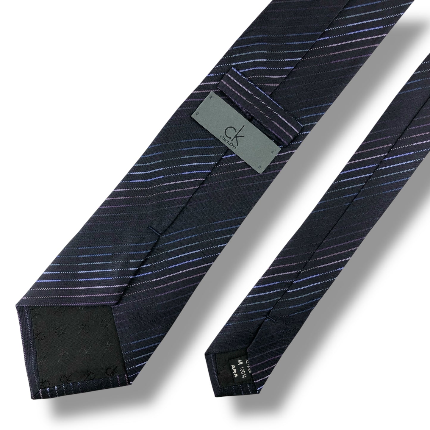 【6992】美品！カルバンクライン　ネクタイ　ネイビー系