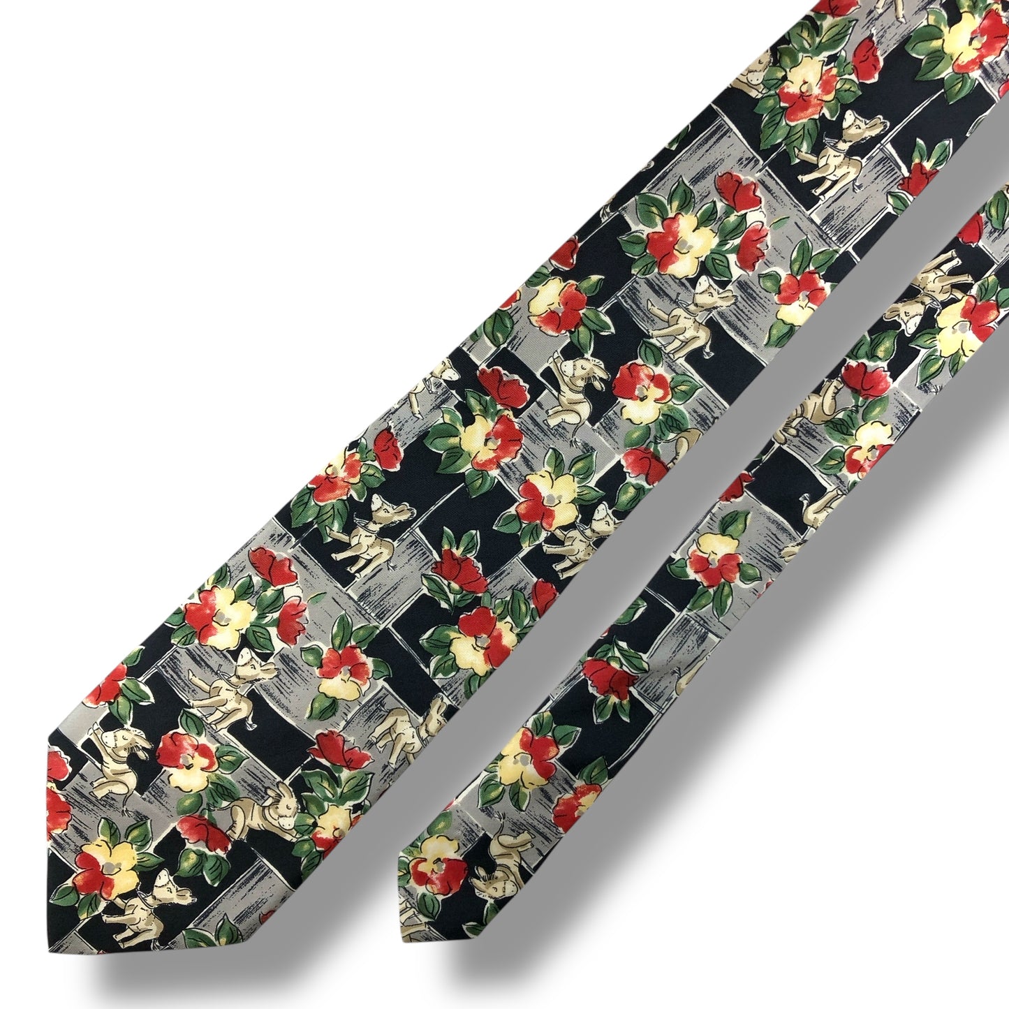 【6998】良品！ピエールバルマン　ネクタイ　ブラック系　花柄