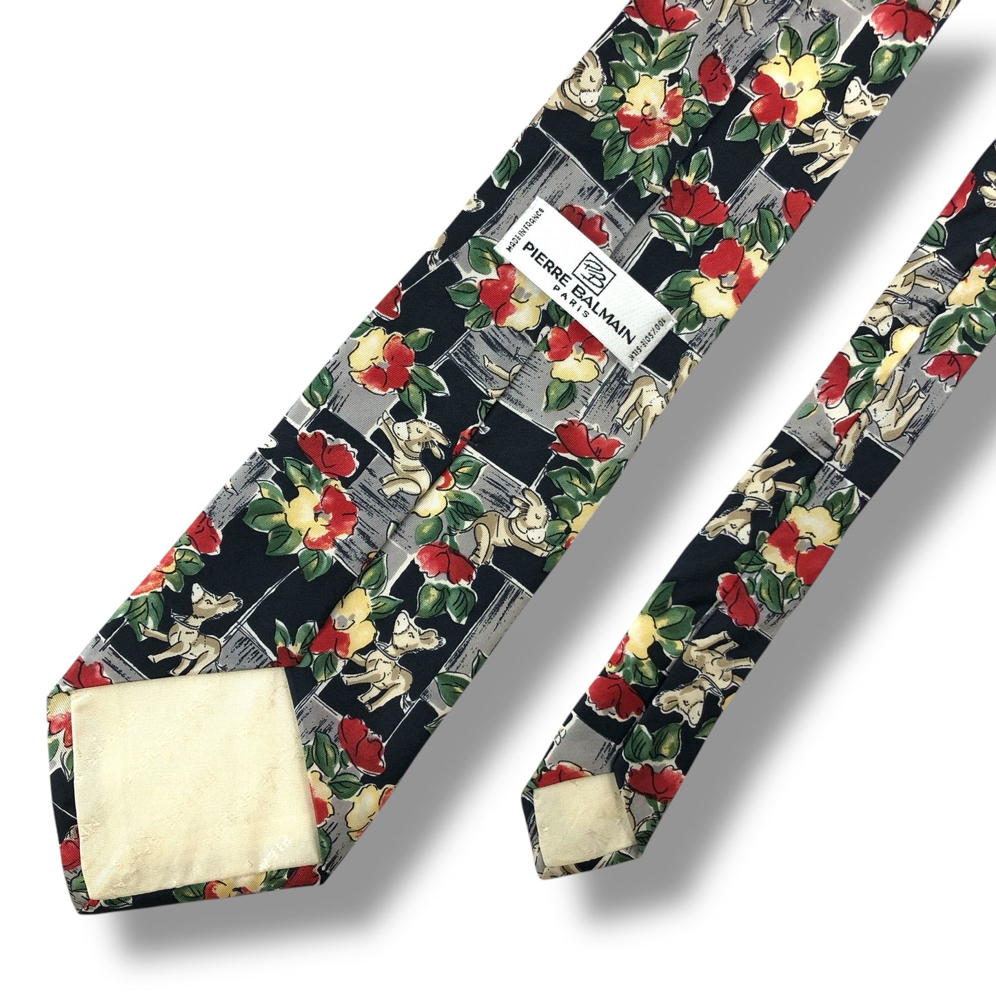 【6998】良品！ピエールバルマン　ネクタイ　ブラック系　花柄