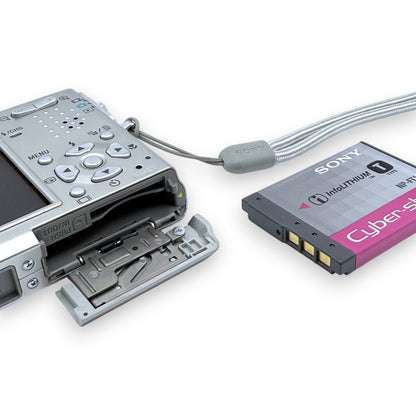 【158】SONY Cybershot DSC-T1　デジタルカメラ　シルバー系