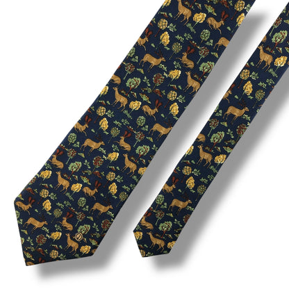 【7110】良品！ダンヒル　ネクタイ　ネイビー系　鹿柄