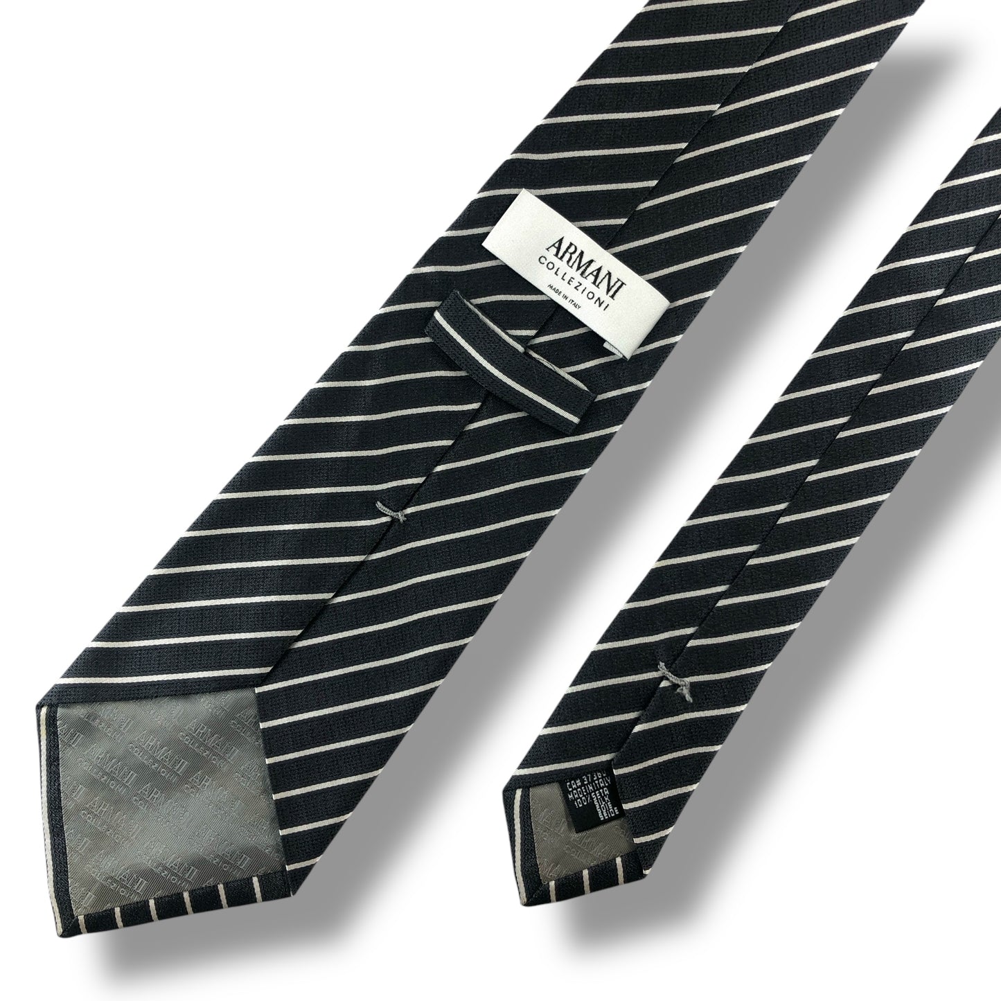 【7119】良品！アルマーニ　ネクタイ　ブラック系　ストライプ柄