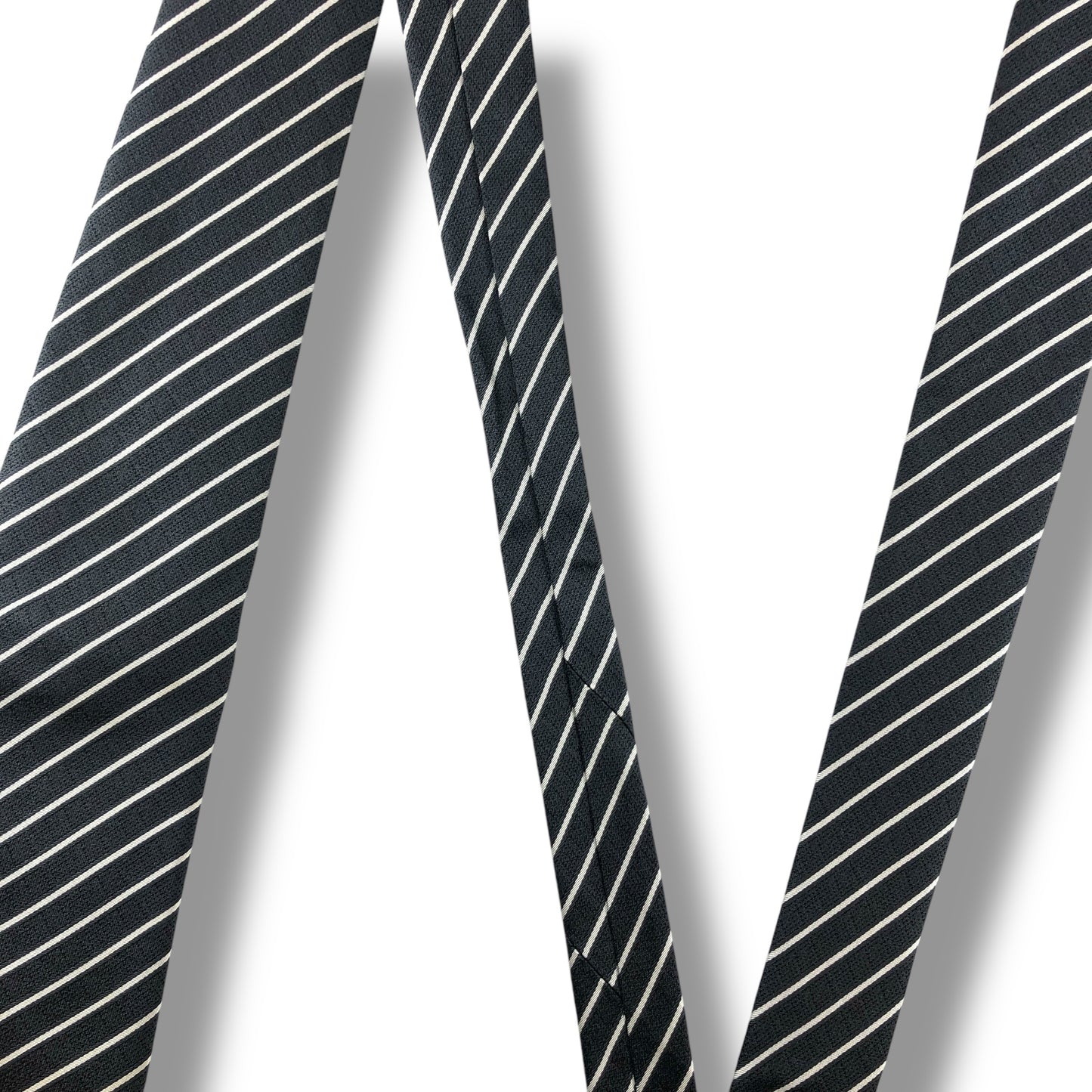 【7119】良品！アルマーニ　ネクタイ　ブラック系　ストライプ柄