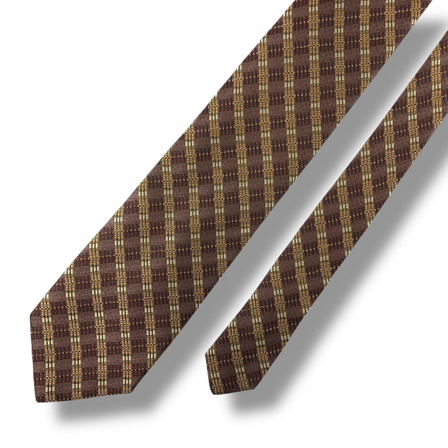 【7149】美品！イッセイミヤケ　ネクタイ　ボルドー系