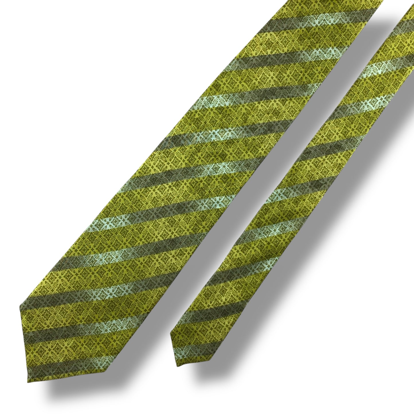 【7151】美品！ニナリッチ　ネクタイ　黄緑系　ストライプ柄