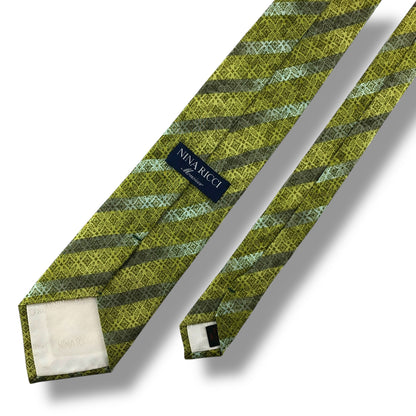 【7151】美品！ニナリッチ　ネクタイ　黄緑系　ストライプ柄