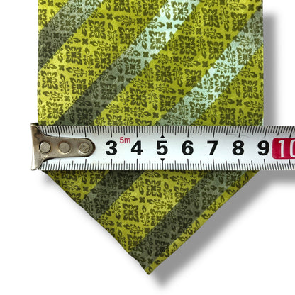 【7151】美品！ニナリッチ　ネクタイ　黄緑系　ストライプ柄