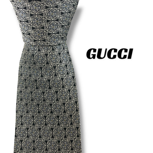 【7222】美品！グッチ　ネクタイ　ブラック系