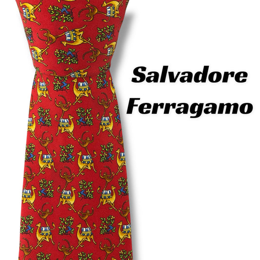【7279】美品ー良品！フェラガモ　ネクタイ　レッド系　ラクダ柄　サル柄