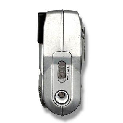 【155】FUJIFILM FinePix 2700 デジカメ シルバー系