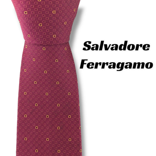【7302】良品！フェラガモ　ネクタイ　レッド系　ガンチーニ柄