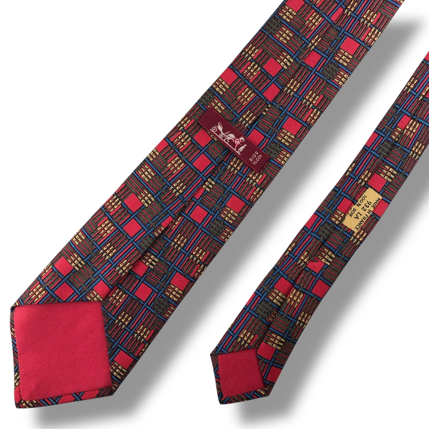 【7403】美品ー良品！エルメス　ネクタイ　レッド系