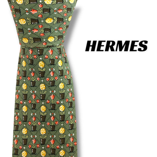 [7419] Good quality! Hermes necktie in green with floral pattern 