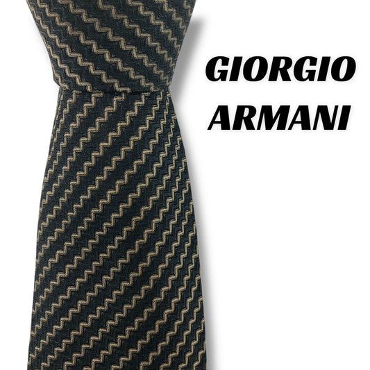 【7474】美品！ジョルジオアルマーニ　ネクタイ　ブラック系