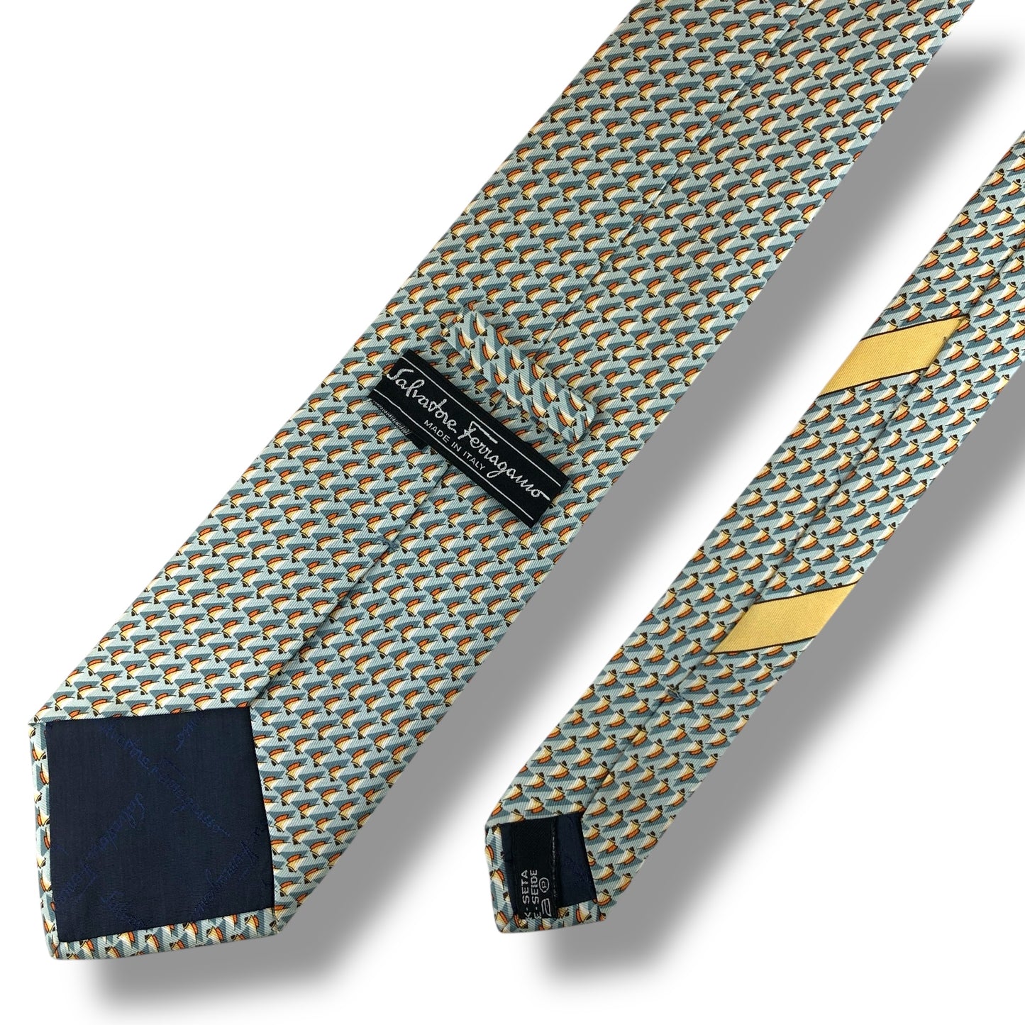 【7518】美品！サルヴァトーレフェラガモ　ネクタイ　ライトグリーン系