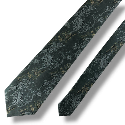 【7537】美品！イッセイミヤケ　ネクタイ　グリーン系