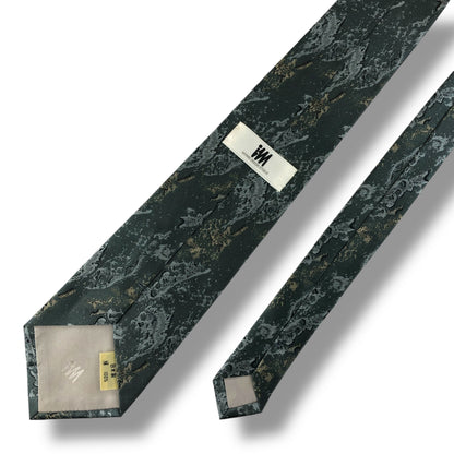 【7537】美品！イッセイミヤケ　ネクタイ　グリーン系