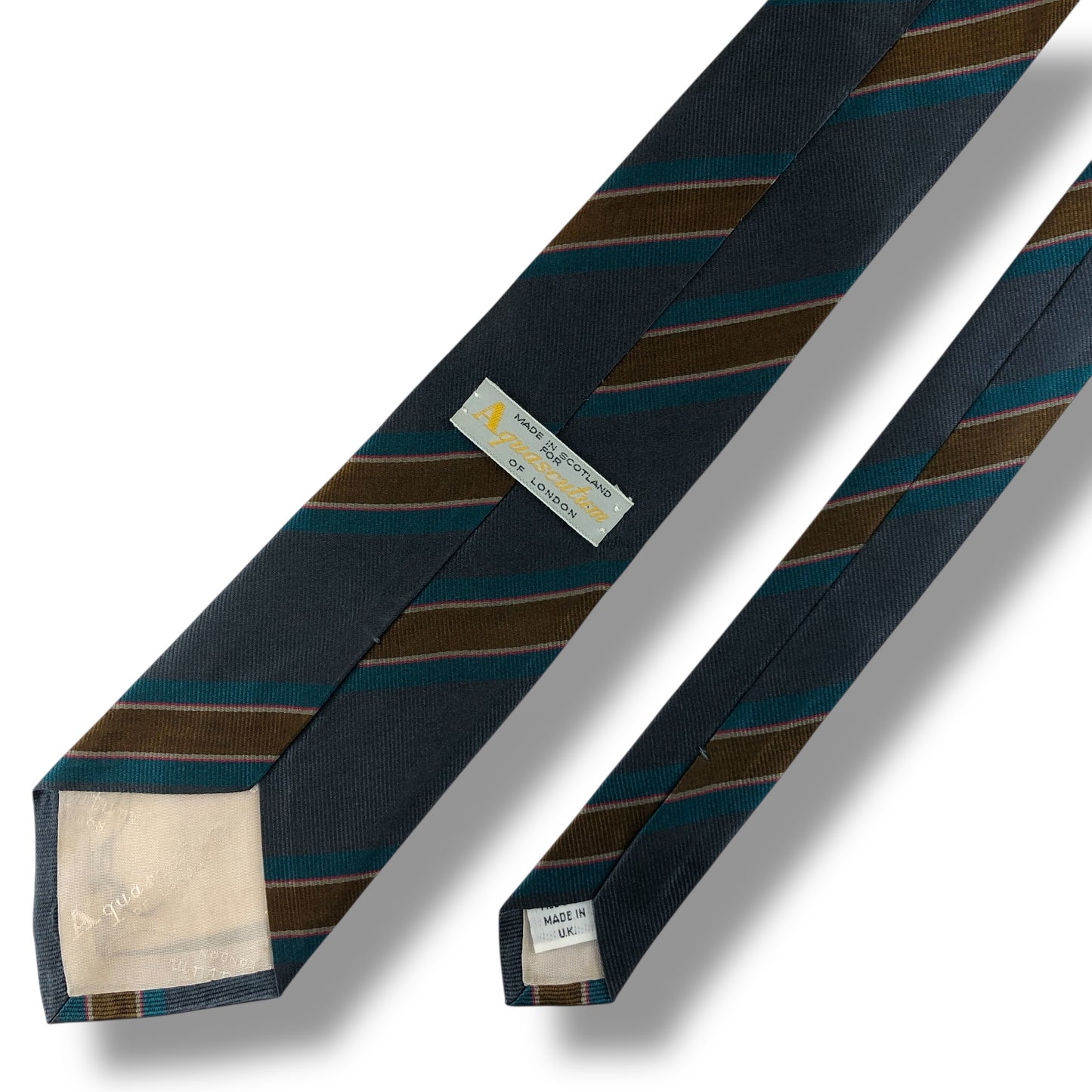 【7545】良品！アクアスキュータム　ネクタイ　グレー系