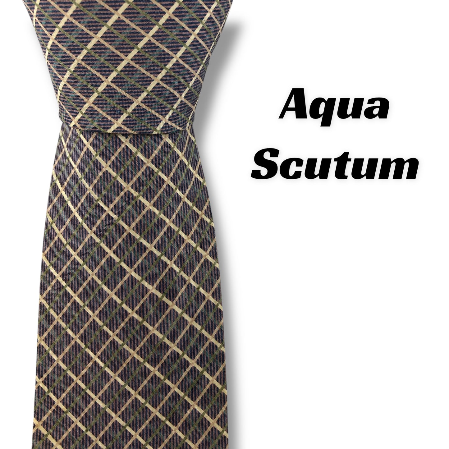 【7561】良品！アクアスキュータム　ネクタイ　ピンク系