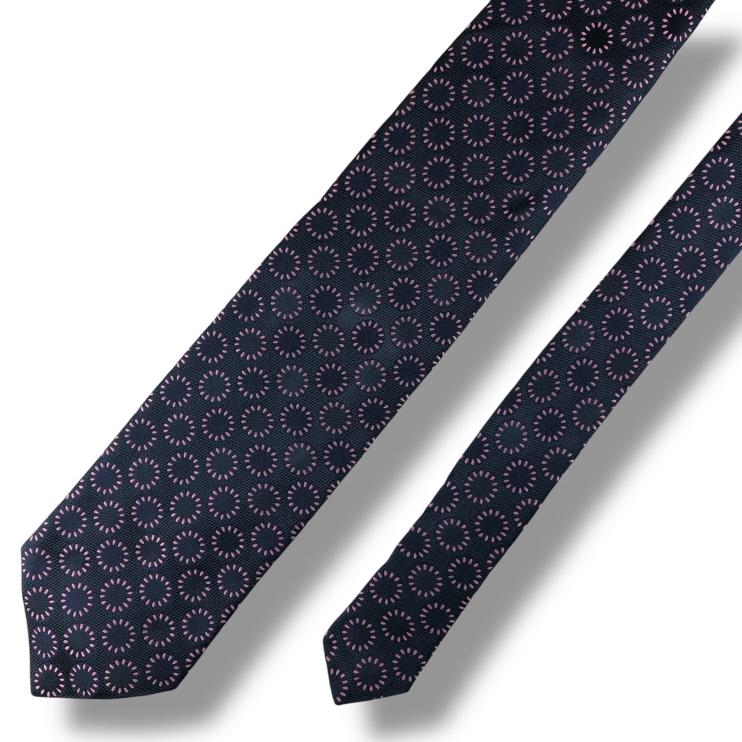 【7579】未使用保管品　ヒューゴボス　ネクタイ　ネイビー系