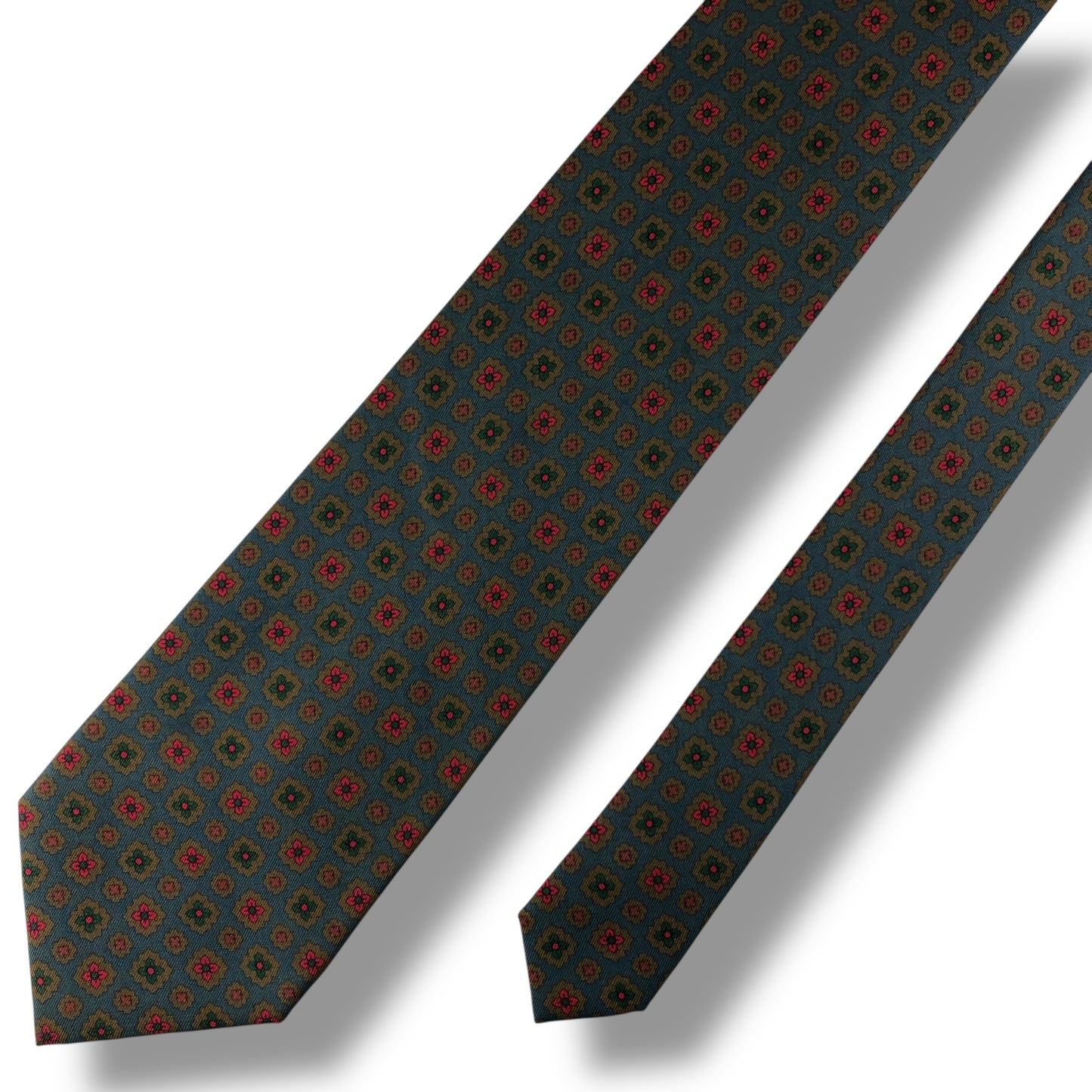 【7585】良品！バーバリー　ネクタイ　グレー系　花柄