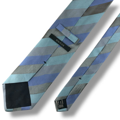 【7593】良品！グッチ　ネクタイ　水色系　ストライプ柄