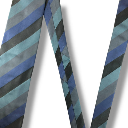 【7593】良品！グッチ　ネクタイ　水色系　ストライプ柄