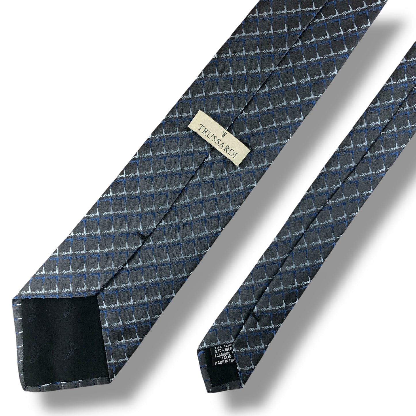 【7604】良品！トラサルディ　ネクタイ　グレー系　アイコン柄