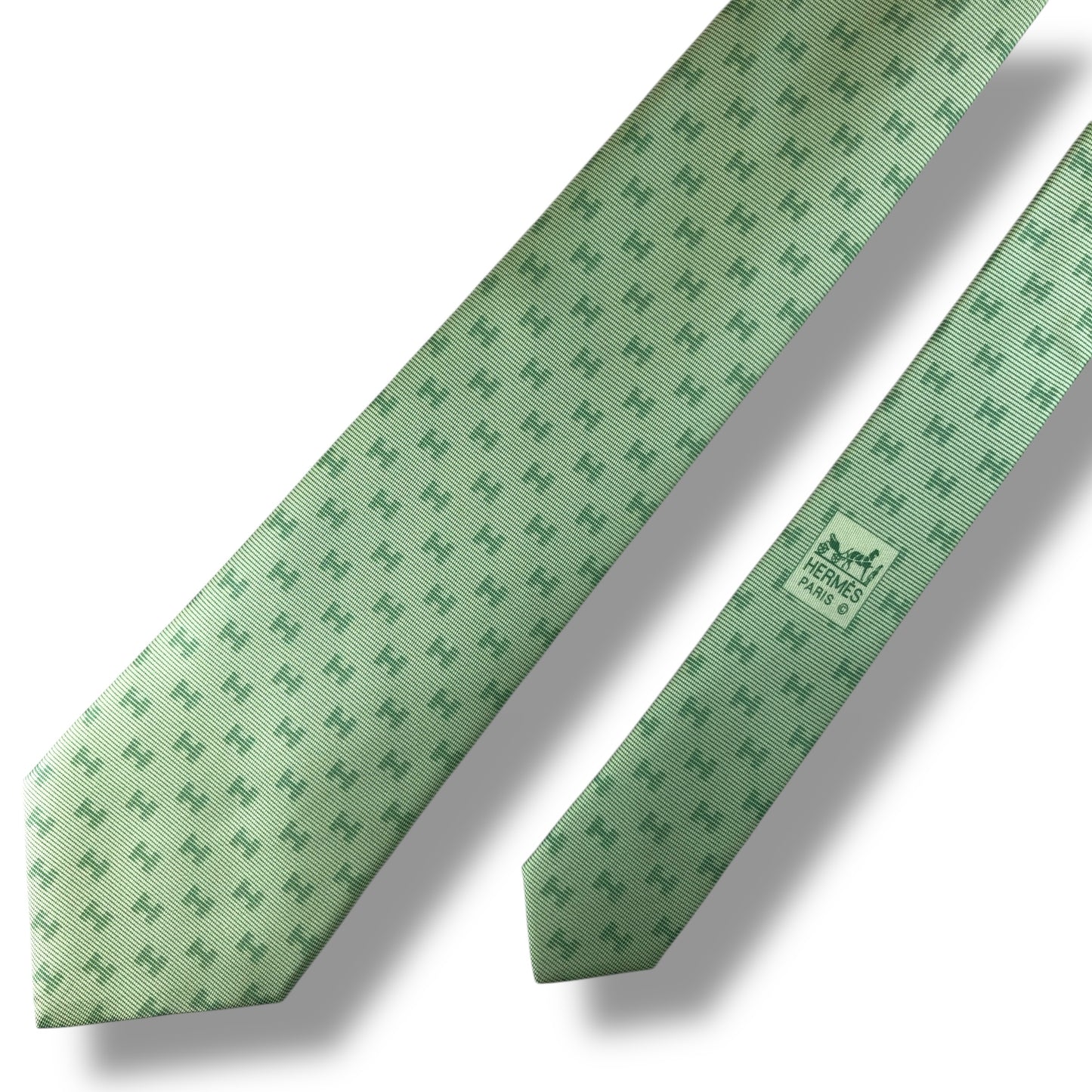 【7655】美品！エルメス　ネクタイ　ライトグリーン系