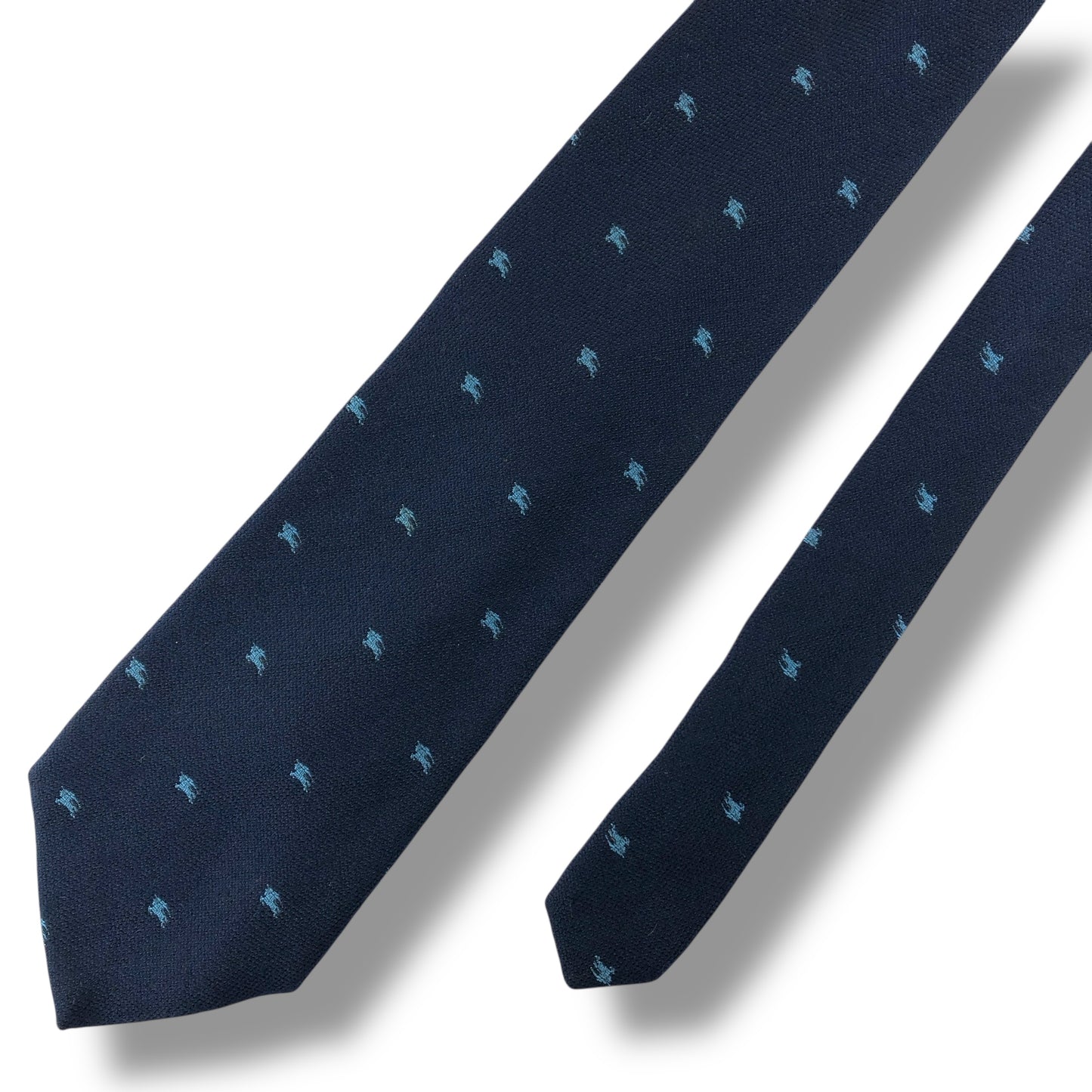 【7679】美品！バーバリー　ネクタイ　ネイビー系