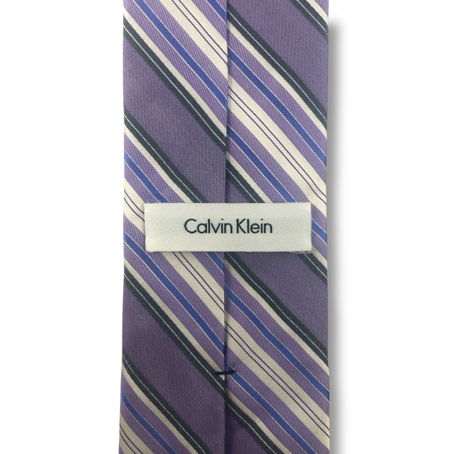 【7708】美品ー良品！カルバンクライン　ネクタイ　パープル系　ストライプ柄